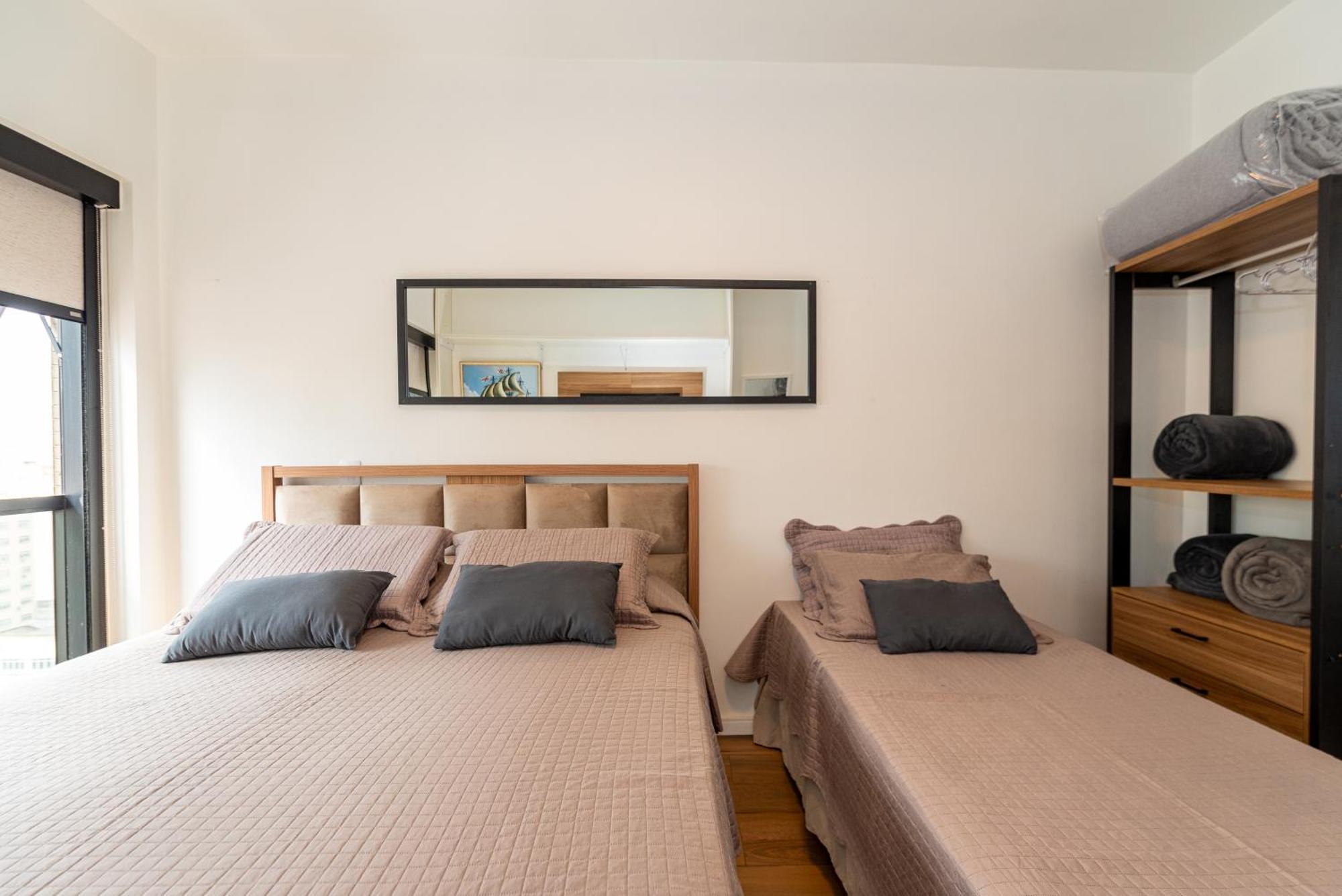 Apartamento com Varanda